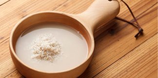 Motivos para nunca mais jogar a água do arroz fora