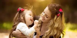 Pesquisa deixa claro: amor de mãe faz a gente ficar mais inteligente