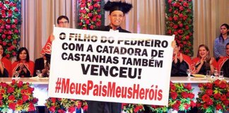 Jovem formando em Direito emociona internautas em homenagem aos pais