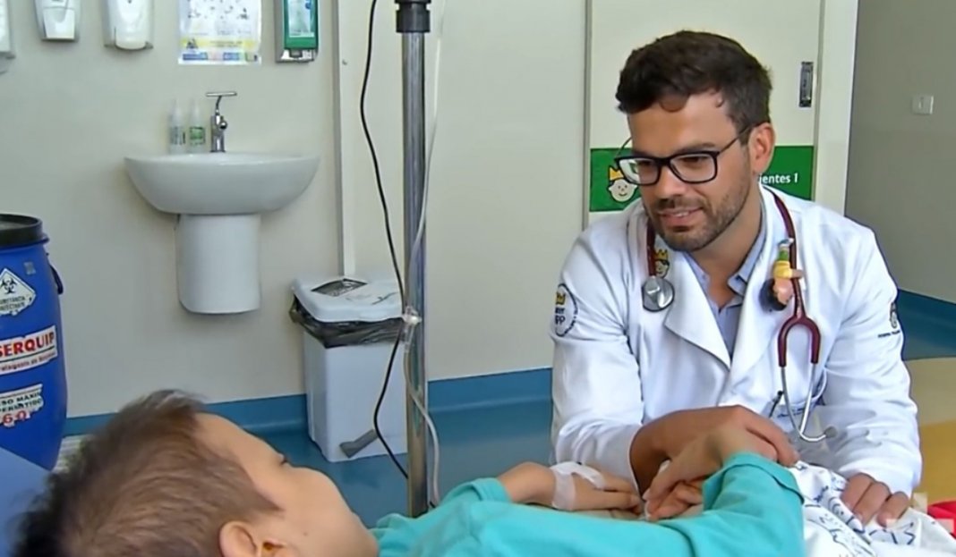 Curado do câncer agora ele é médico e cuida de crianças com a doença