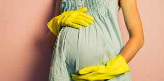Estudo diz que grávida sente desejo de faxina quando está prestes a dar a luz