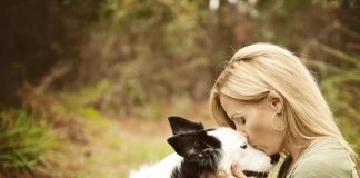 Estudo afirma que amor entre cão e dono é o mesmo de mãe e filho