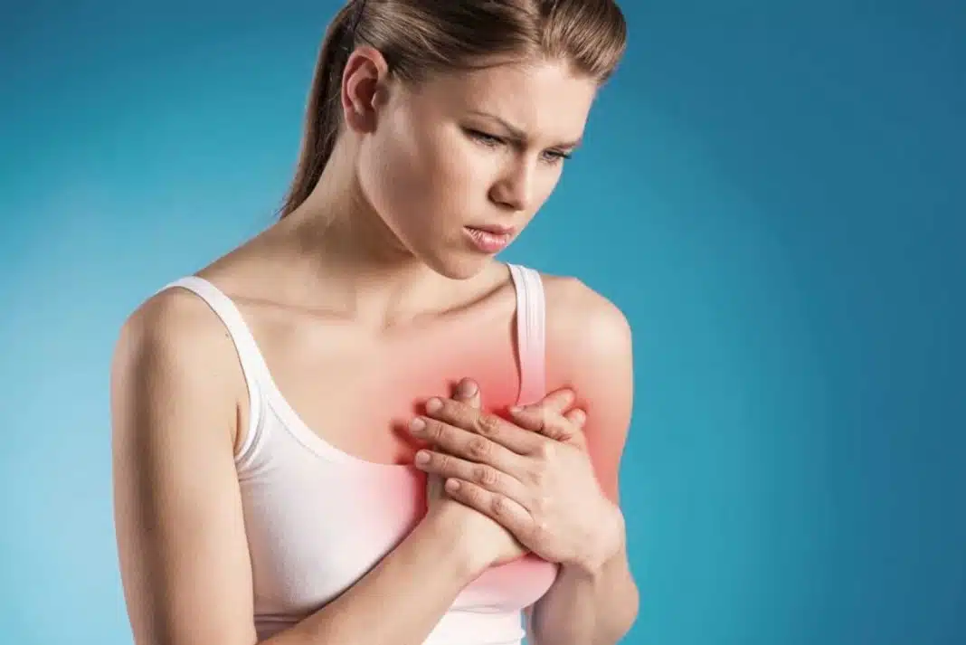 slides-6-e1518105203955 Sinais que avisam a mulher que ela está prestes de sofrer um infarto!