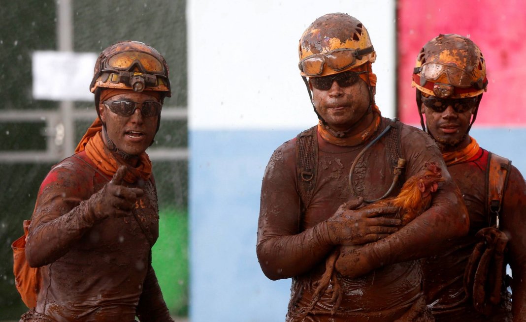 Bombeiros de Brumadinho merecem o “Nobel da Paz”, sugere Jornalista Espanhol