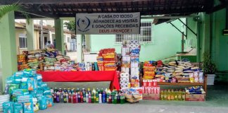 “Trote solidário”, calouros de Medicina da UFRJ de Macaé arrecadam suprimentos para casa de repouso