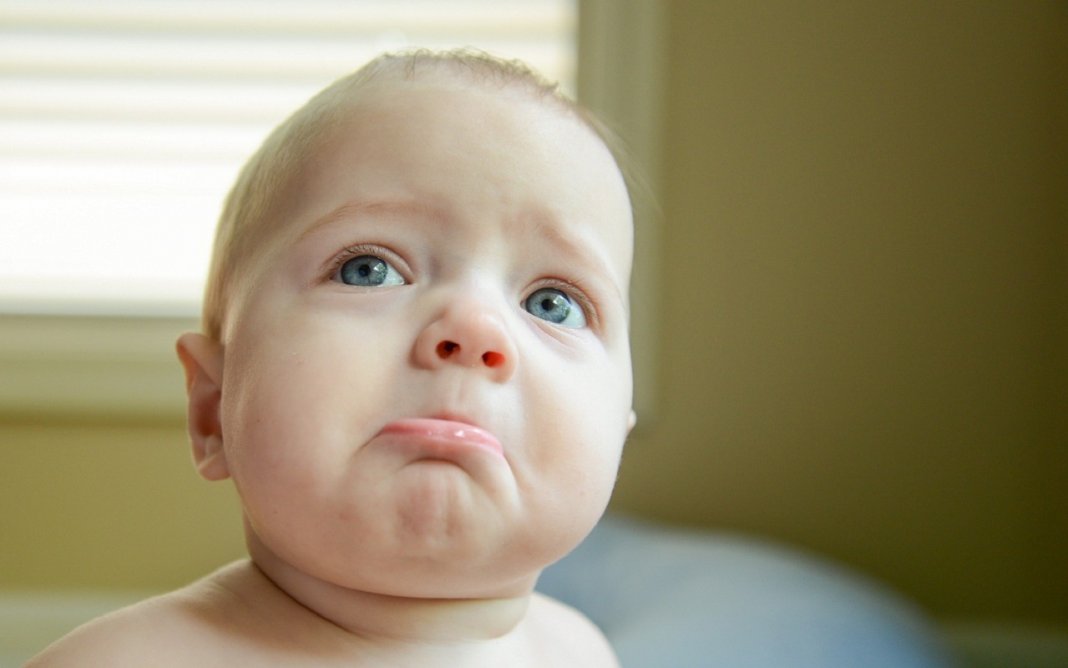 Desabafo de um pediatra, “Bebês choram!”