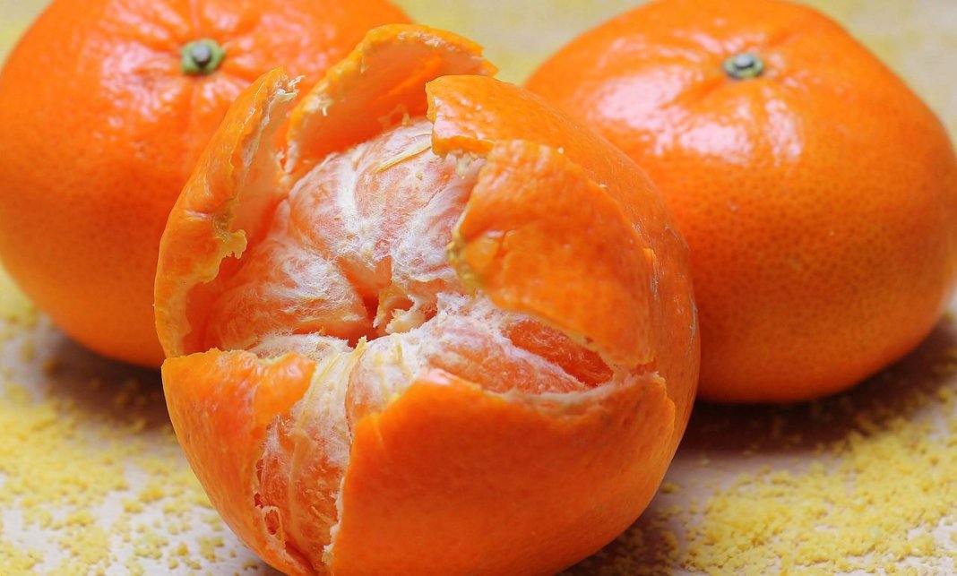 Use chá de casca de tangerina contra insônia, excelente para dormir em 5 minutos