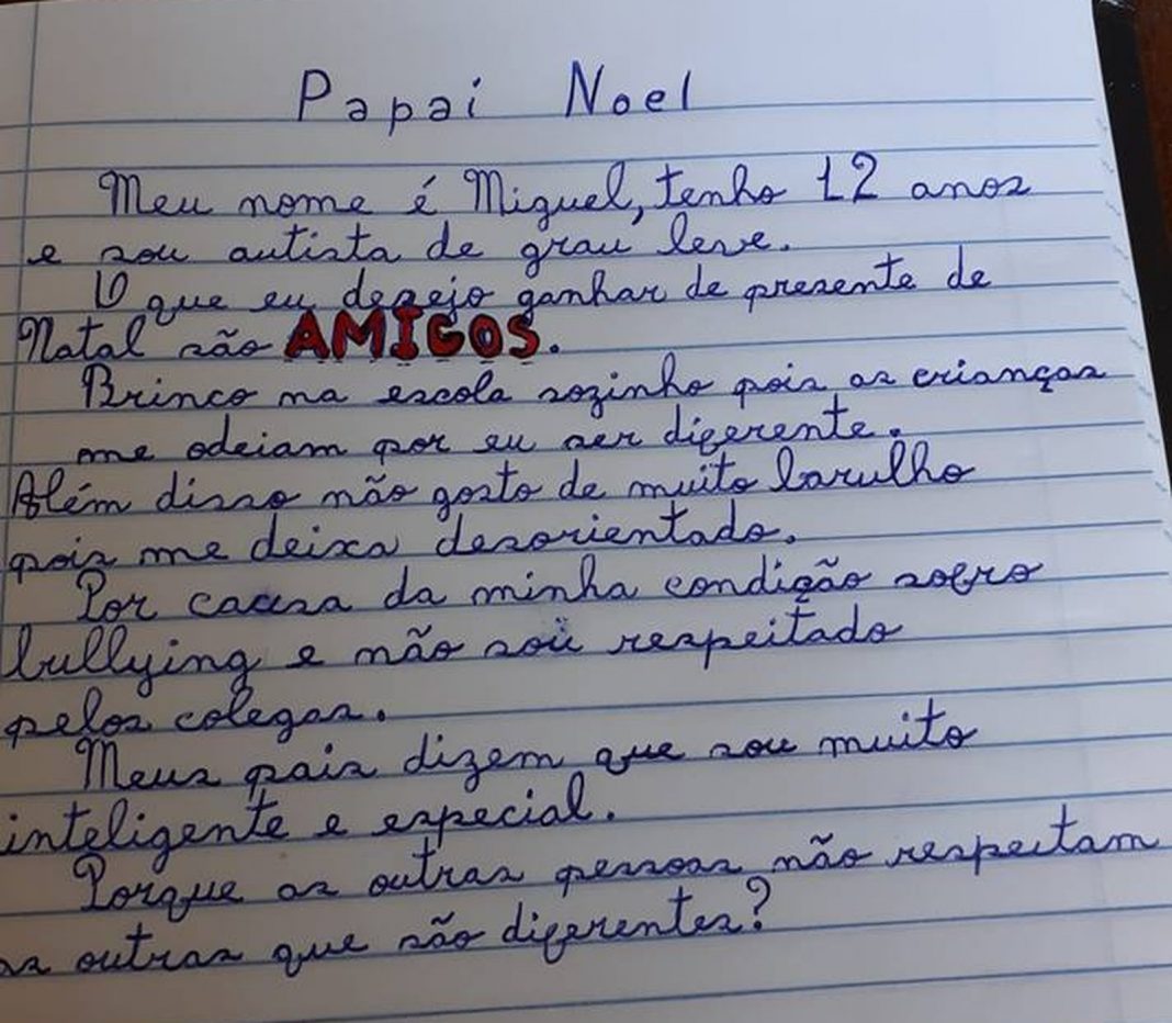 MENINO AUTISTA ESCREVE CARTA EMOCIONANTE PARA PAPAI NOEL PEDINDO “AMIGOS”