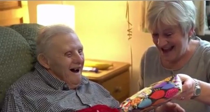 sabervivermais.com - O homem mais velho com síndrome de Down do mundo completou 80 anos. Ele é um exemplo de bondade e força