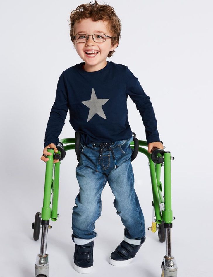 sabervivermais.com - Marca lança linha de roupas "fáceis de colocar", para crianças com deficiências físicas