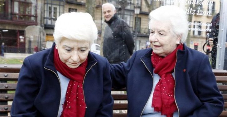 sabervivermais.com - Escultura na Espanha denuncia a solidão sofrida pelos avós.
