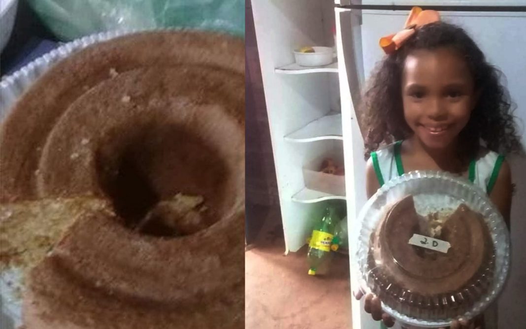 Criança sofre discriminação por não levar bolo decorado em festa na escola