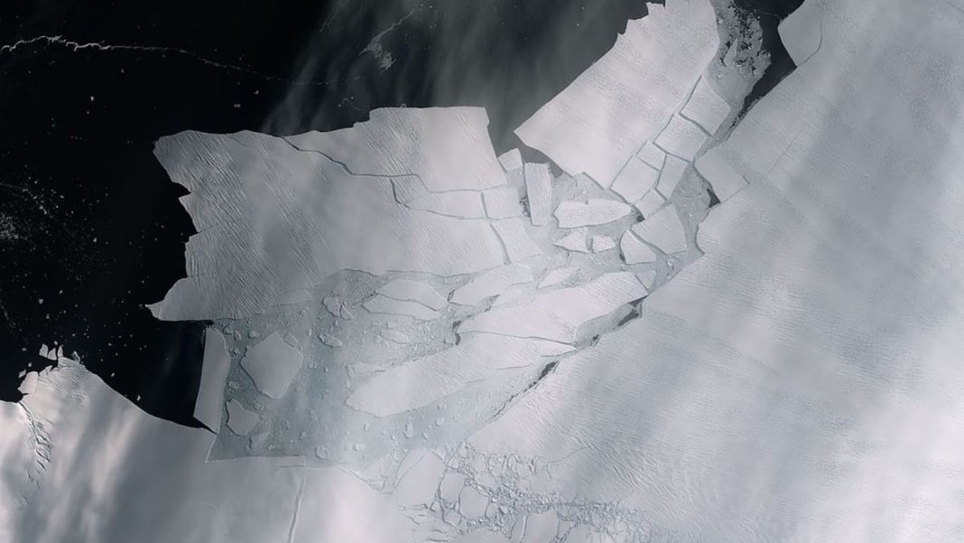 Iceberg com o tamanho da cidade de Belo Horizonte se desprende da Antártica