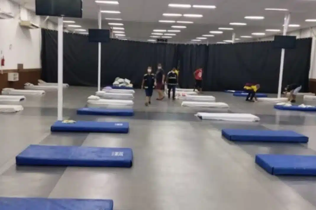 Igrejas abrem as portas para abrigar moradores de rua e pessoas infectadas pelo Covid-19