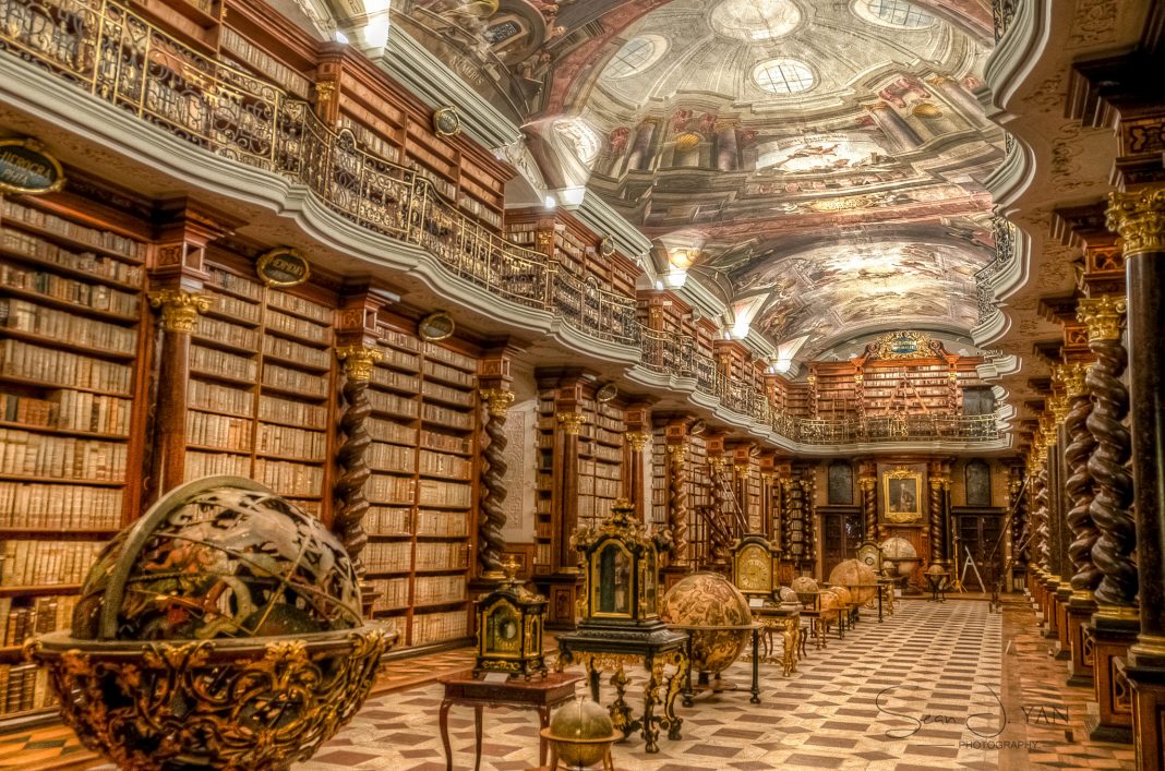 Conheça a biblioteca mais bonita do mundo, ela fica em Praga, República Tcheca