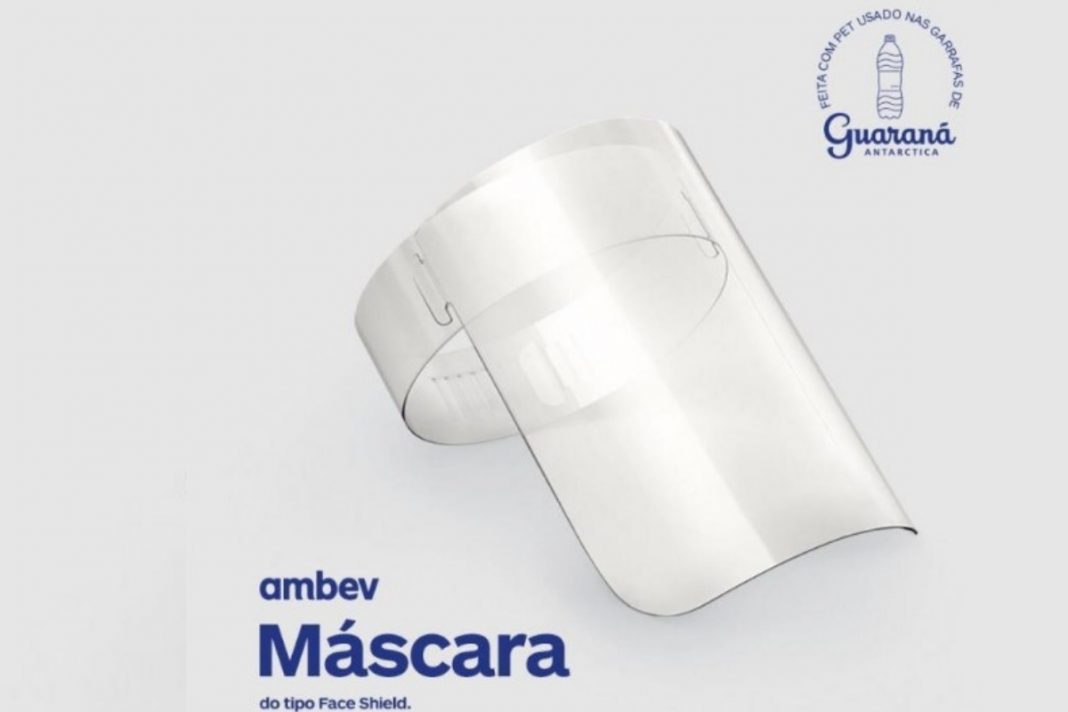Ambev faz uma doação de 3 milhões de máscaras feitas de garrafas pet para hospitais