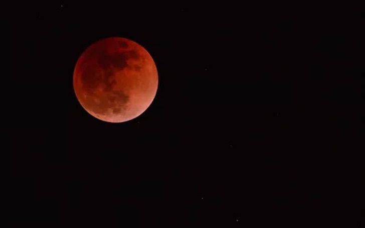 sabervivermais.com - Uma super lua rosa ocorrerá dia 7 de abril