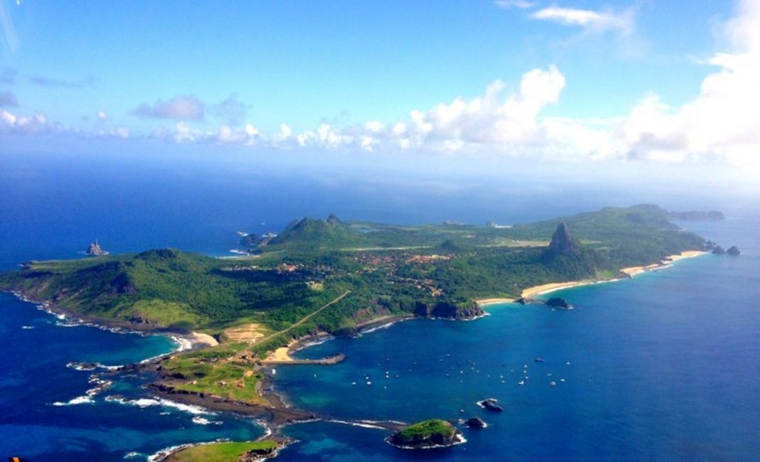 Livre de casos do Covid-19, Fernando de Noronha reabre as praias somente para moradores