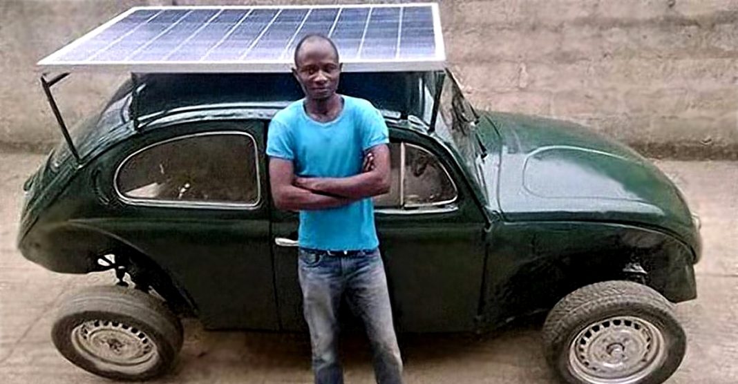 Estudante nigeriano transformou um velho fusca em um carro movido a luz solar