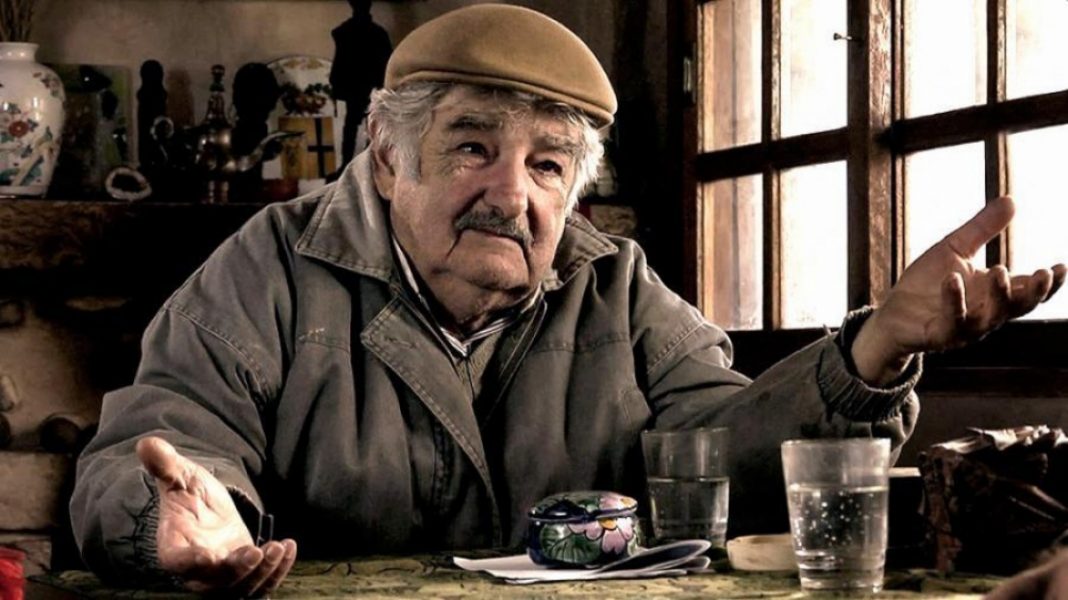 Ex-presidente, “Pepe” Mujica renuncia ao salário como senador: ‘Seria como roubar dinheiro do meu país em um momento de séria crise econômica’