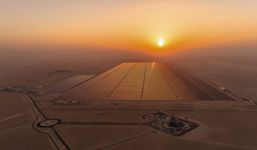 Egito inaugura a maior usina solar do mundo