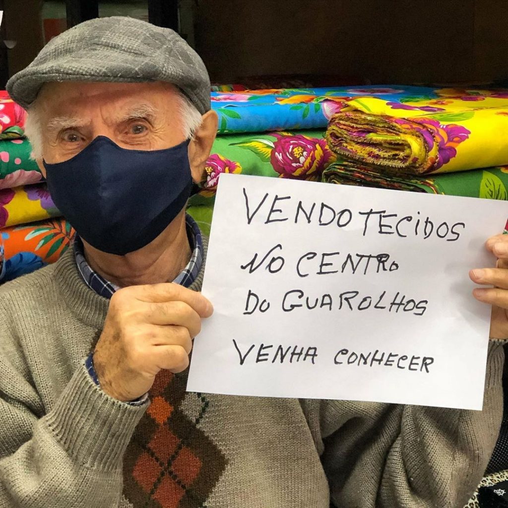 sabervivermais.com - Idoso pede ajuda para vender tecidos e internautas salvam sua loja