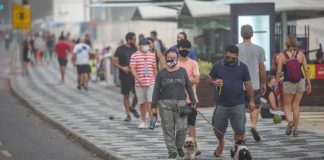 Diretor da OMS alerta: Com a reabertura dos estabelecimentos, “escolhas pessoais vão fazer a diferença entre a vida e a morte”