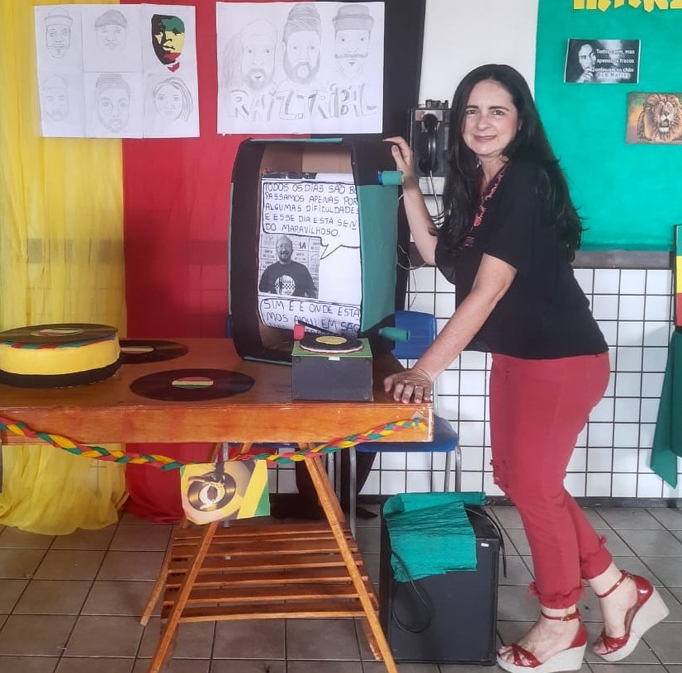 sabervivermais.com - Professora do Maranhão é uma das finalista do Prêmio Educador nota 10. Ela usou o reggae para ensinar inglês