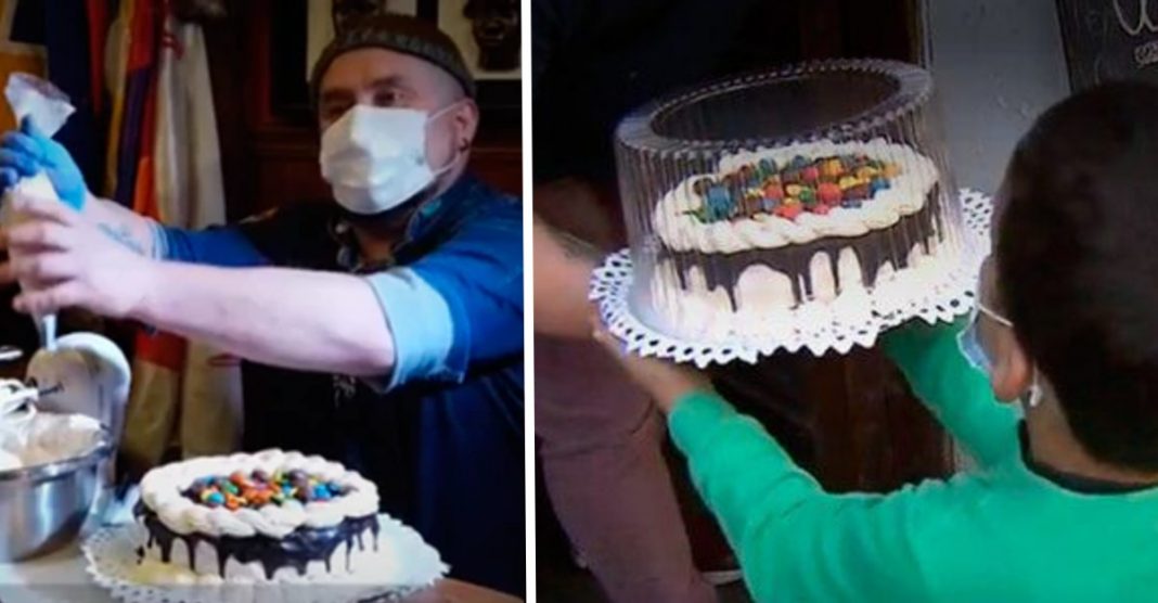 Dono de restaurante doa bolos para crianças pobres comemorarem seus aniversários. Amor ao próximo!