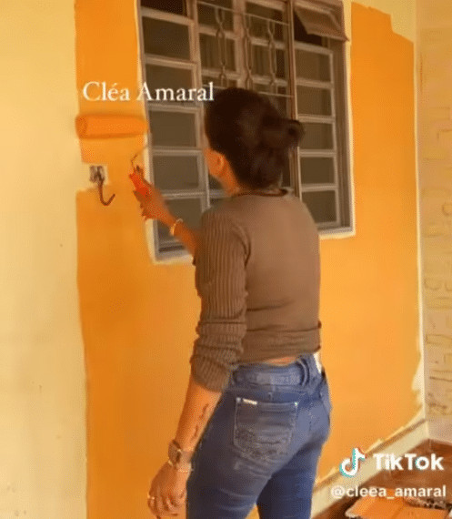 sabervivermais.com - Filha reformou com as pr&oacute;prias m&atilde;os a casa dos pais para homenage&aacute;-los: "Isso me tornou o que sou hoje"