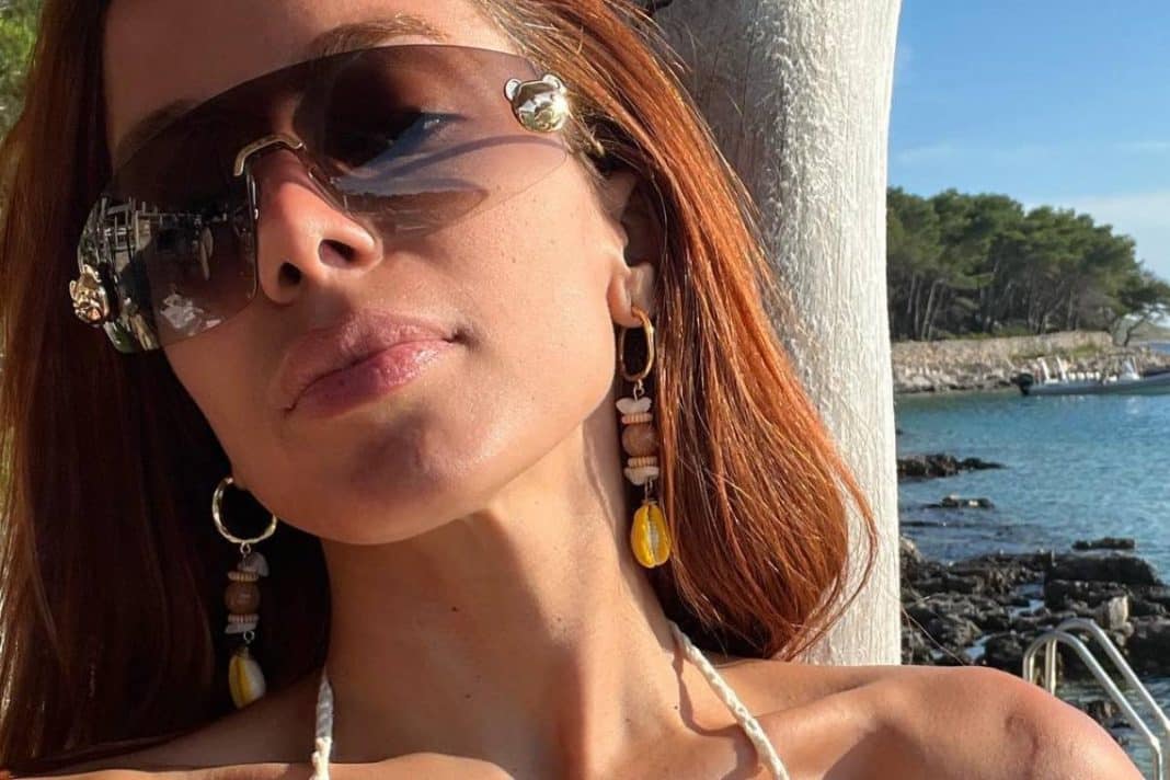 Anitta detalha roubo milionário na Croácia: “Entraram nos quartos de todo mundo”