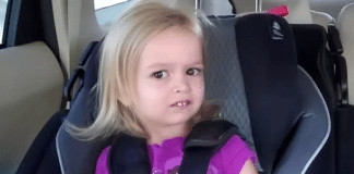 ‘Sinto uma culpa terrível’: diz mãe que transformou filha em meme