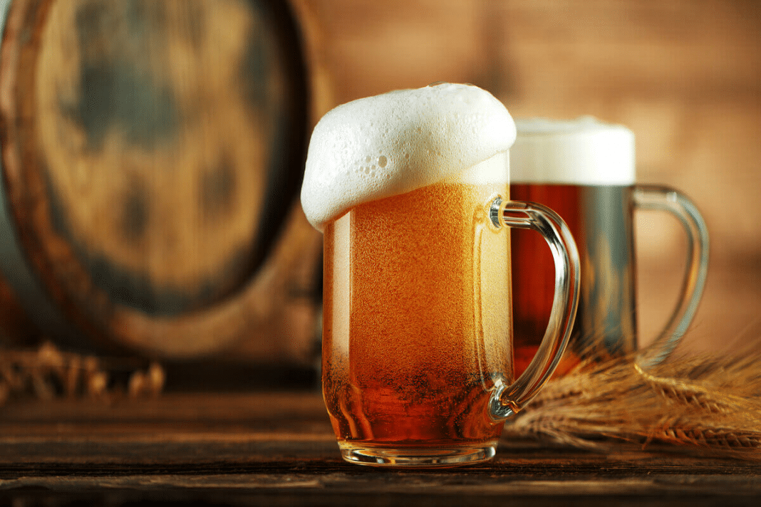 Alerta nacional: Décimo caso de intoxicação por metanol em bebidas alcoólicas confirmado pelo Ministério da Justiça