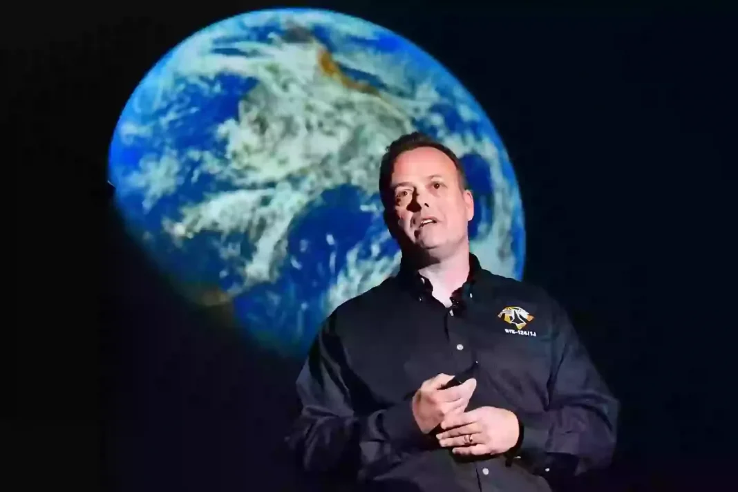 Astronauta da NASA choca o mundo: A humanidade vive uma mentira