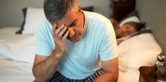 Uso contínuo de melatonina pode fazer mal? Especialistas alertam para riscos do uso prolongado — veja o que dizem!