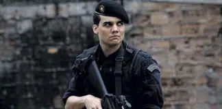 “Tropa de Elite” volta aos holofotes: buscas pelo filme disparam 488% após megaoperação no Rio