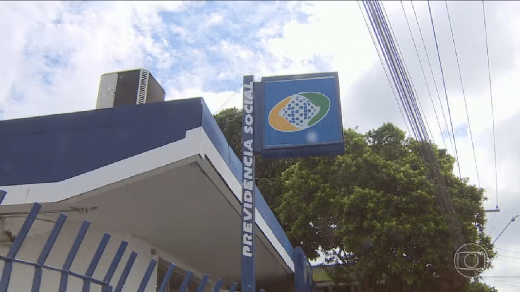 Precisa do INSS? Veja por que os atendimentos pararam em todo o Brasil