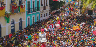 EUA emitem alerta urgente para quem vai ao Brasil no Carnaval