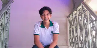 “Filho de costureira supera tudo e ganha bolsa milionária em faculdade dos EUA”