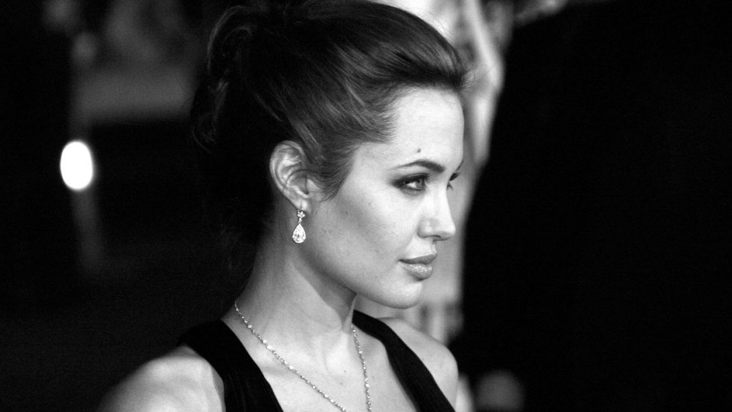 5 sinais sutis que revelam que alguém NÃO é uma boa pessoa — segundo a psicologia!